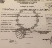 DIPLOME DU BACCCALAUREAT GENERAL FRANCAIS AU LYCEE DESCARTES